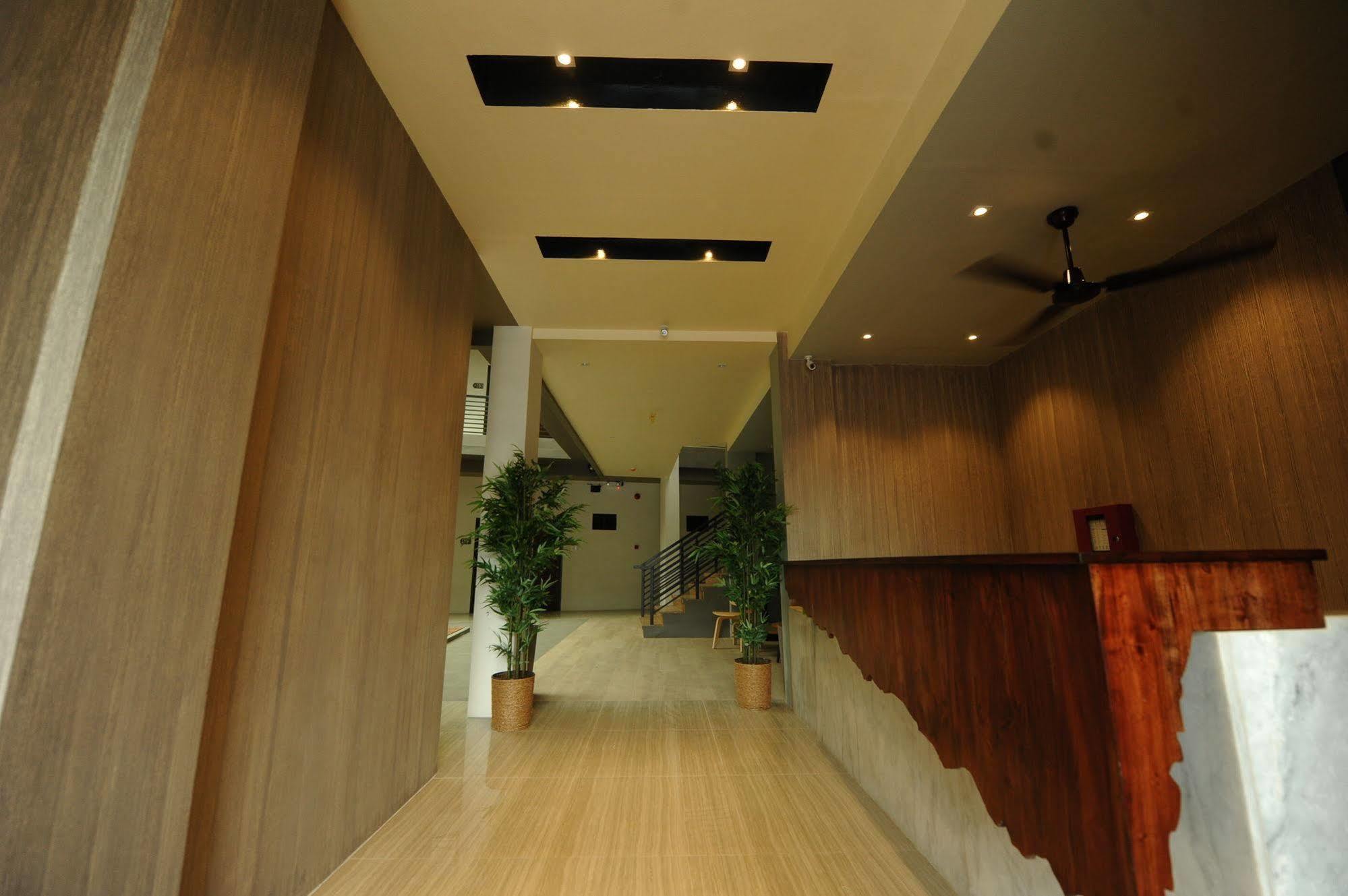 Urban Living Zen Hotel Davao Exterior foto